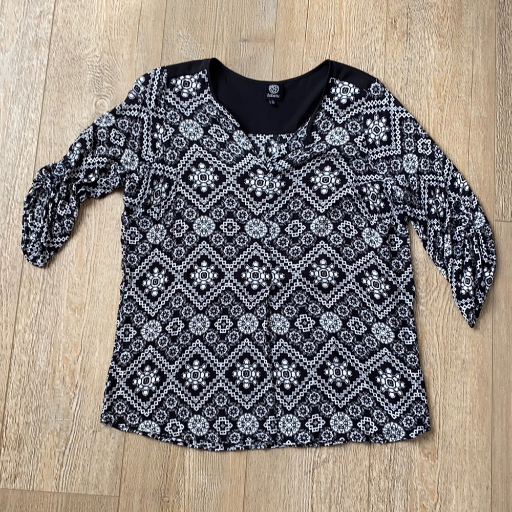 Bobeau 3/4 Roll Sleeve Top